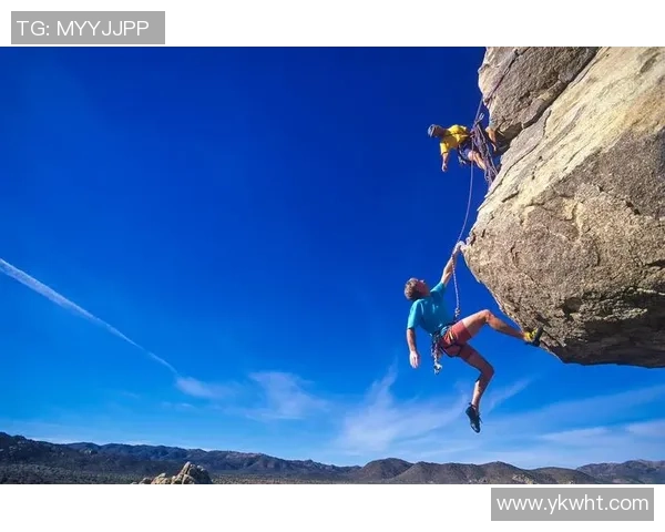 从零起步：全面解析攀岩团队协作的技巧与策略